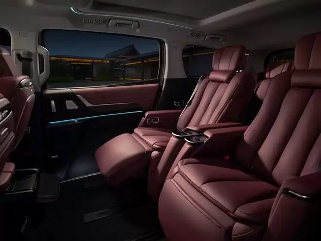 配32寸升降屏 新款别克世纪CENTURY上市53.99万起