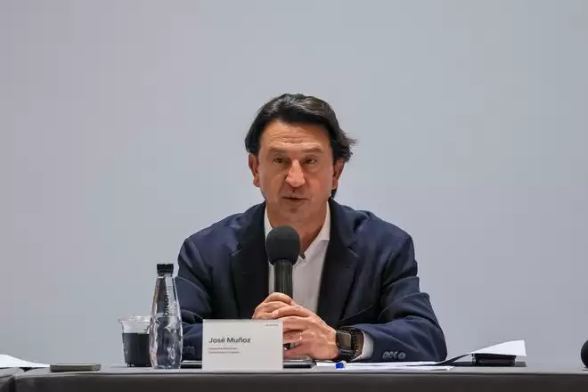 2、现代汽车总裁及全球首席执行官穆厚载（José Muñoz）