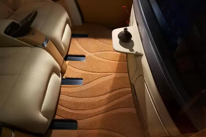 配32寸升降屏 新款别克世纪CENTURY上市53.99万起