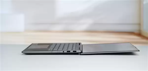 3K OLED+120Hz！联想YOGA Pro 14 Aura AI元启版图赏