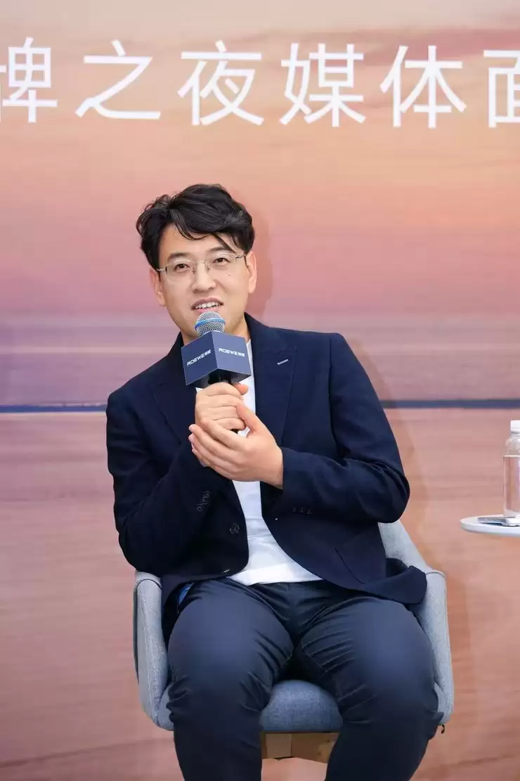 对话张亮、邵景峰、钱漾：从互联网汽车到AI原生汽车，荣威开启二次革命