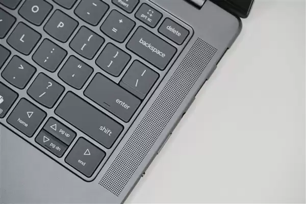 3K OLED+120Hz！联想YOGA Pro 14 Aura AI元启版图赏