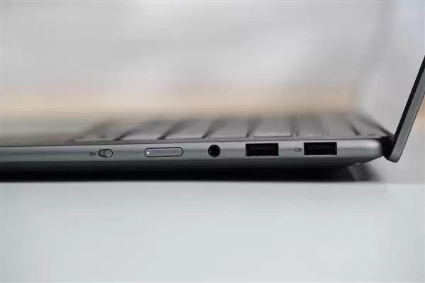 3K OLED+120Hz！联想YOGA Pro 14 Aura AI元启版图赏