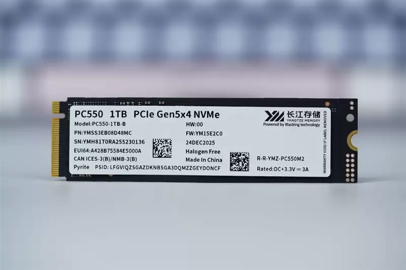 还有比它更强的OEM固态吗！长江存储PC550 1TB评测：不用散热片也能满速的PCIe 5.0 SSD