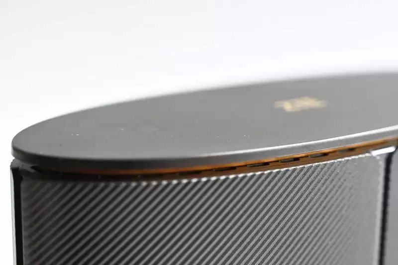 穿两堵墙也能跑慢千兆? ZTE中兴星云BE3600Pro+路由器套装拆机评测