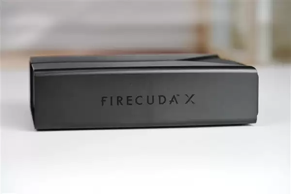 靠谱海量游戏库！希捷FireCuda X Vault 20TB外置硬盘图赏