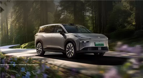 丰田在中国最畅销的纯电SUV 新款铂智3X上市：限时9.48万起