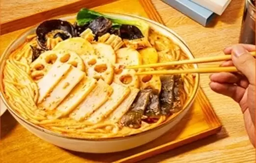 饭店吃饭少拉肚子冲上热搜第一！最高检曾公布典型案例：饭里加了抗生素