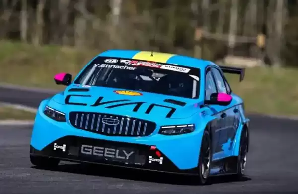 中国赛车+车手再夺世界冠军！吉利星瑞TCR首战即登顶