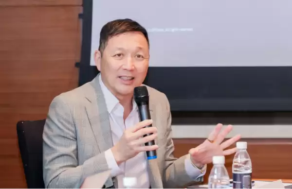 大家都在追模型，思科为什么反复谈AI基础设施？