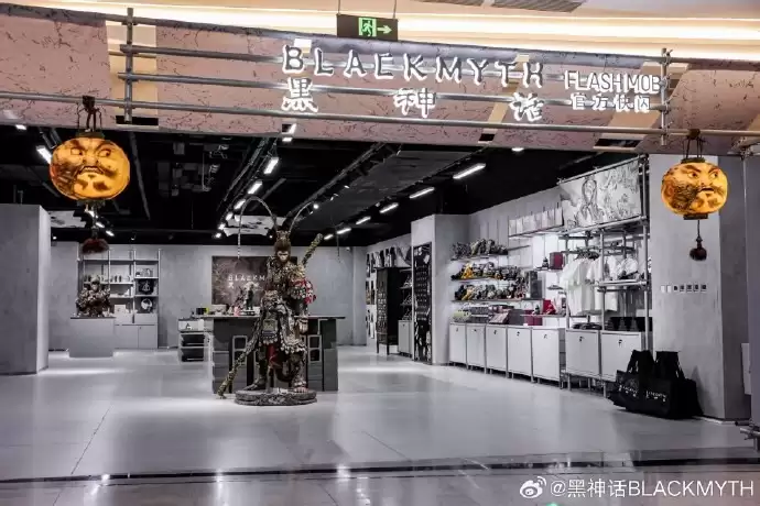 《黑神话》五一开启快闪活动 1:1天命人雕像太帅了！
