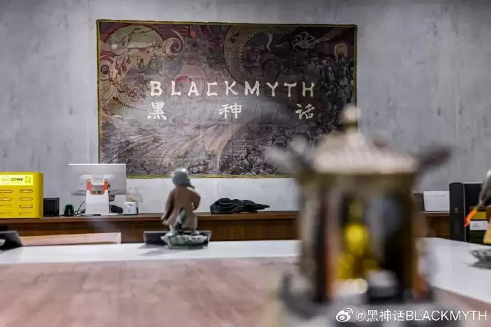 《黑神话》五一开启快闪活动 1:1天命人雕像太帅了！