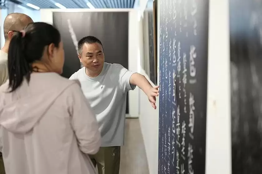 寒山｜方国平影像作品展在中国摄影画廊开幕