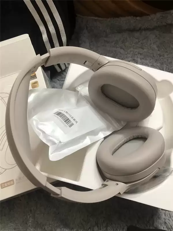 头戴式耳机降噪天花板，实测漫步者 W820NB 三金标有点东西