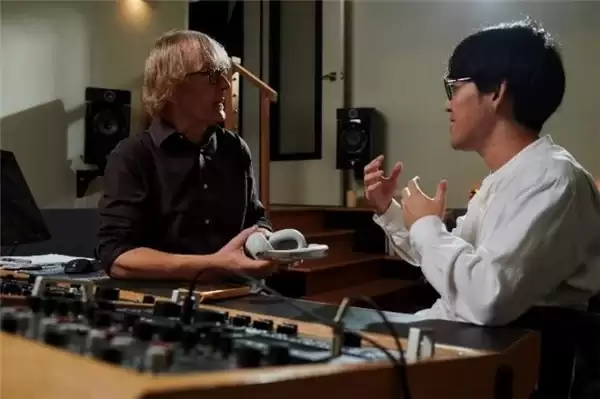 拾年匠音，声来不凡，致敬 1000X 系列十周年索尼发布 1000X 十周年典藏版头戴降噪耳机