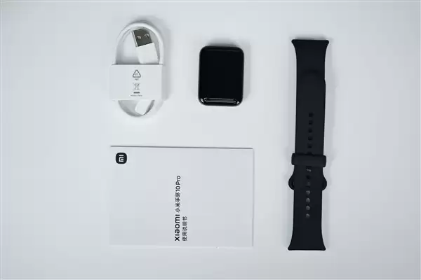 4灯2PD!小米手环10 Pro全面评测:轻薄强续航 米家用户简约出行首选