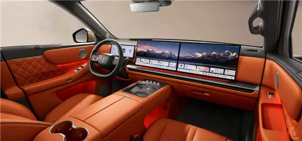 30万级对标百万级豪车!魏牌V9X全球首发:800V+四挡混动 双四秒级加速