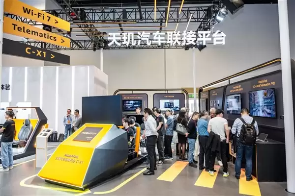 AI定义汽车时代已至！联发科率先亮见：座舱AI从此告别被动时代