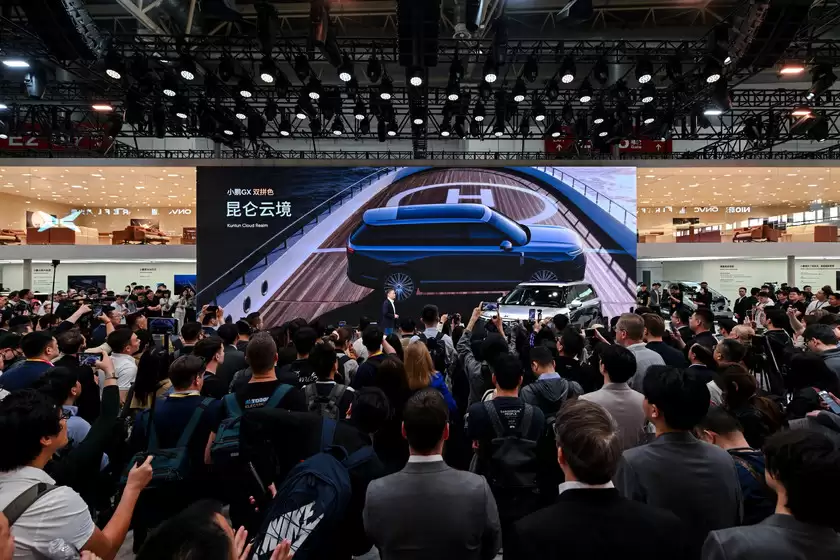 小鹏GX全系车色亮相北京车展,小鹏第二代VLA智驾报告迎来首发:全系Ultra车型订单环比提升118% 小鹏GX全系车色亮相北京车展,小鹏第二代VLA智驾报告迎来首发:全系Ultra车型订单环比提升118%