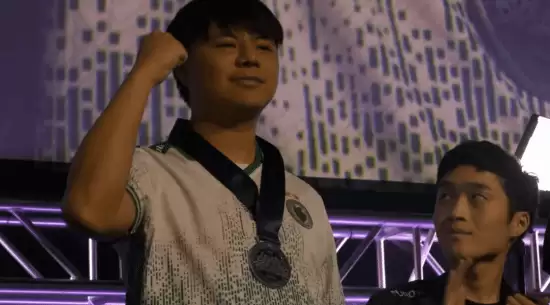 中国人再次夺冠！小孩曾卓君又赢了 你是否激动 热血沸腾