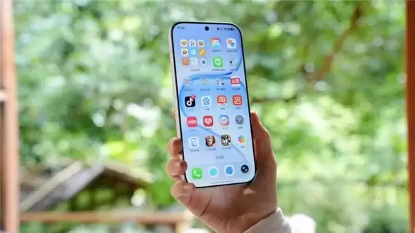 荣耀600和opporeno16哪个性价比更高 花同样的钱这款更稳
