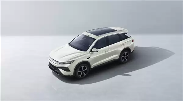 9.99万起!比亚迪宋Pro DM-i飞驰版上市:起步220km长续航