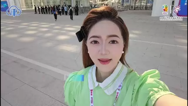 2026世界智能产业博览会｜智博会开幕！机器人们集体“睡醒”营业啦