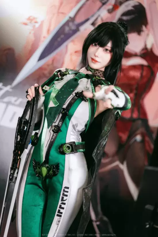 韩国coser Hangah高还原剑星伊芙写真引爆二次元社群