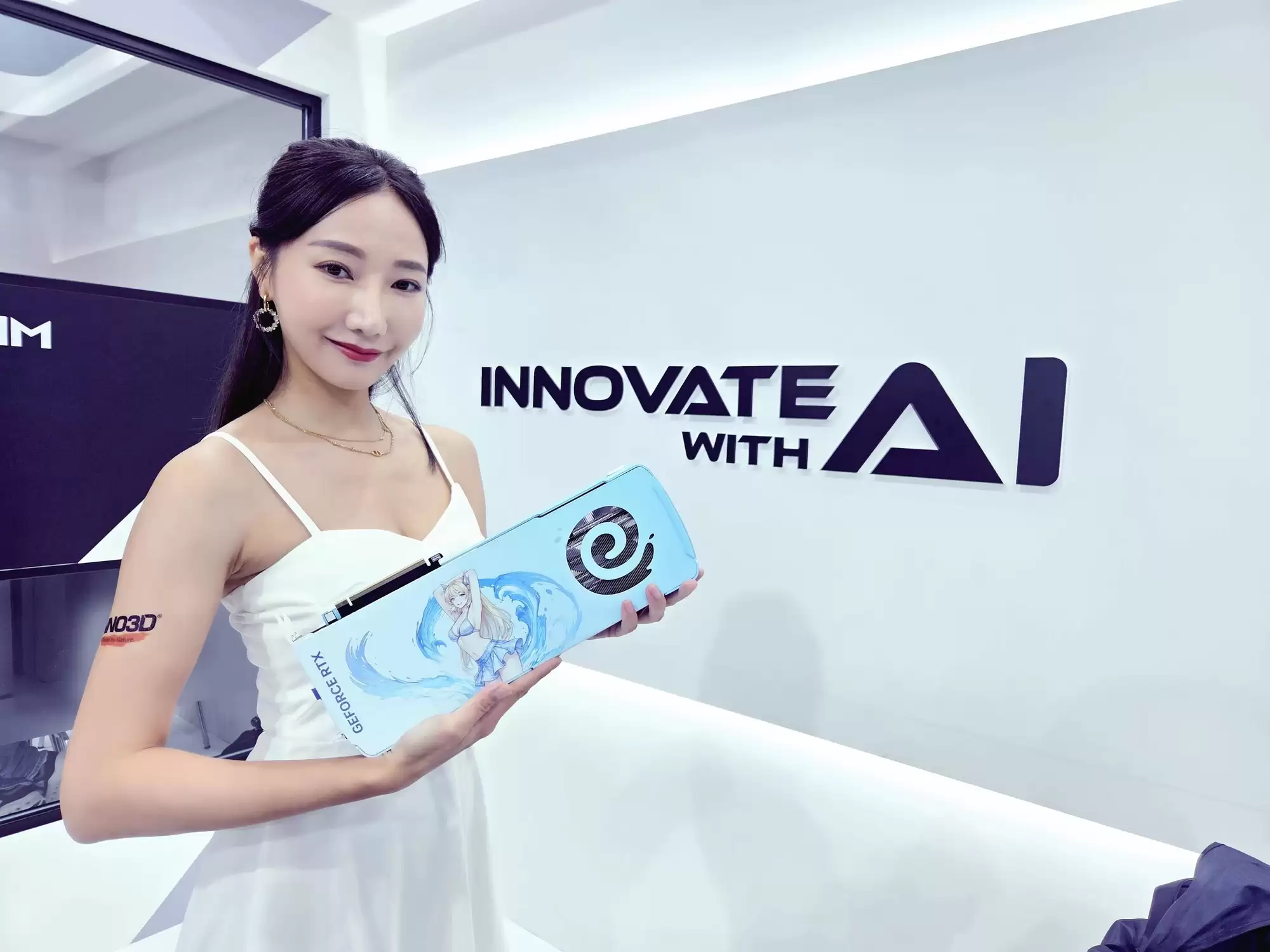 逐浪盛夏,浪映璃光|新品电竞叛客RTX 5070 夏日限定