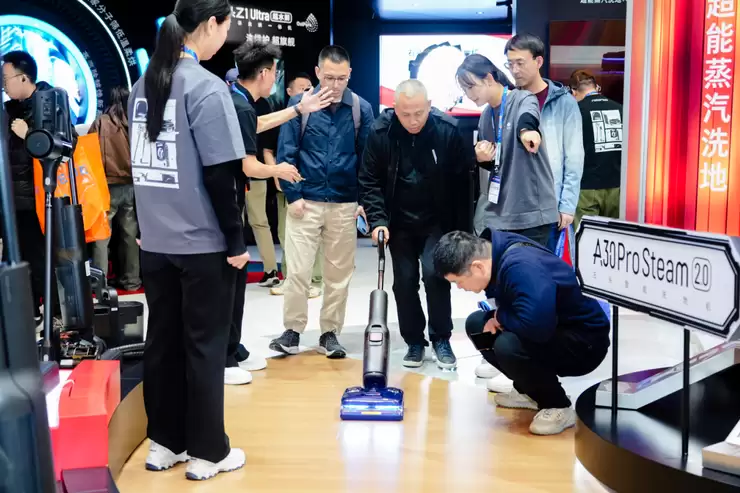 石头科技发布618“开门红”战报,荣膺清洁电器品牌TOP1