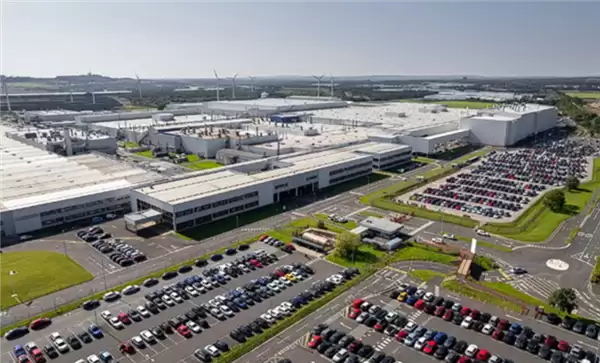 开工率仅45%!日产英国工厂挂中国标保命:2027年起将为奇瑞代工