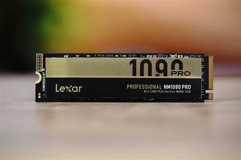 AI PC最强存储搭档!雷克沙NM1090 PRO 8TB固态评测:14400MB/s满速不缩水