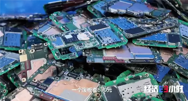 二手手机回收价过山车式大跳水:有商家囤机亏损数百万