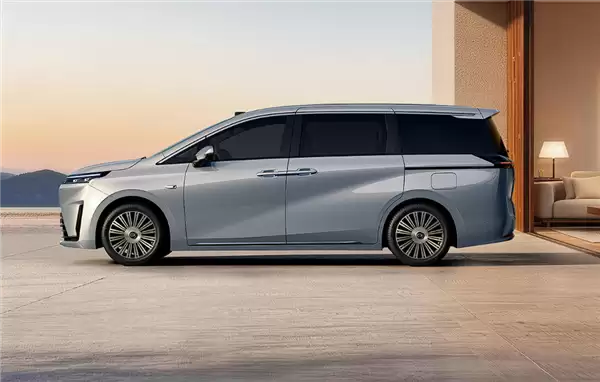 20万级家用新能源MPV 新一代传祺向往E8 PHEV官图发布