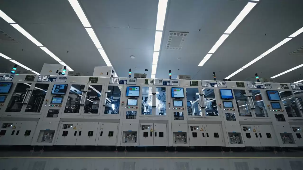 湖州超级五电工厂落地,零跑奔赴百万销量制造突围