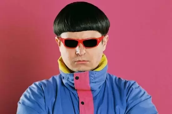 知名歌手Oliver Tree乘直升机相撞坠毁身亡:你肯定听过他的歌