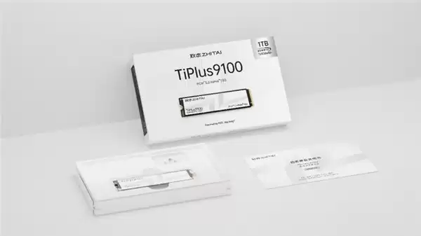 致态 TiPlus9100 震撼发布, PCIe 5.0 赛道疾速引擎解锁游戏新体验!