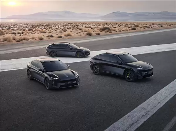租电20.5万起!蔚来2026款ET5、ET5T、EC6冠军纪念版上市:专属外观设计