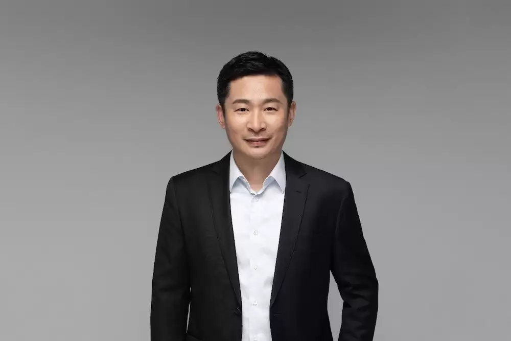 重磅,理想给三大核心高管开出天价股权激励!万亿市值可全部兑现