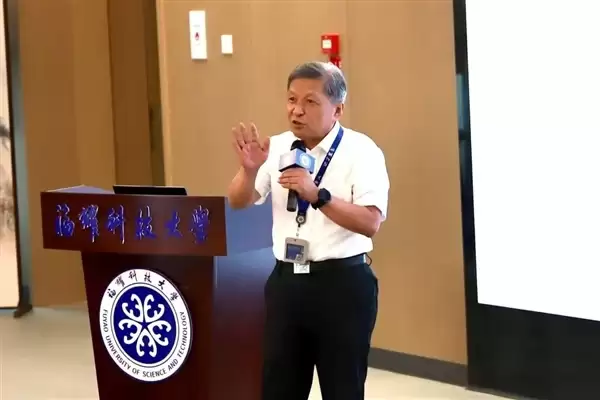 王树国谈福耀科大各院系要自负盈亏:若自己都养活不了 说明没真本事