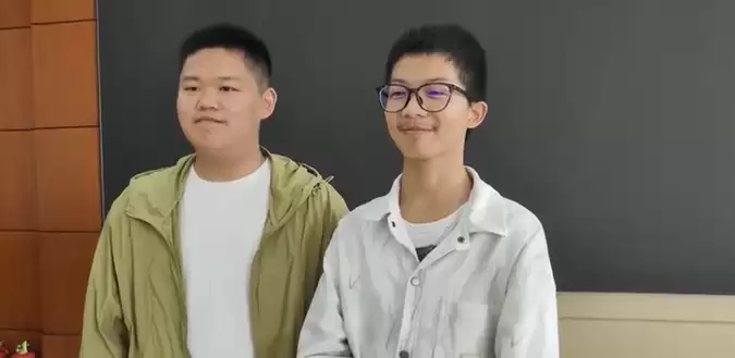 \