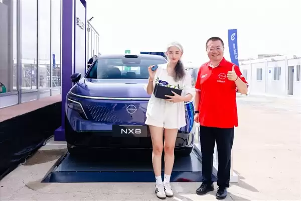 东风日产NX8交付破万：车主为Momenta“智驾女神”脱悦
