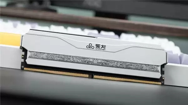 开学季丨文娱两不愁,新学期有这套配置就够了