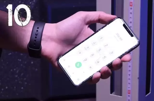 iPhone 11 Pro 屏幕和玻璃后盖防不防摔? iPhone 11 Pro 屏幕和玻璃后盖防不防摔?