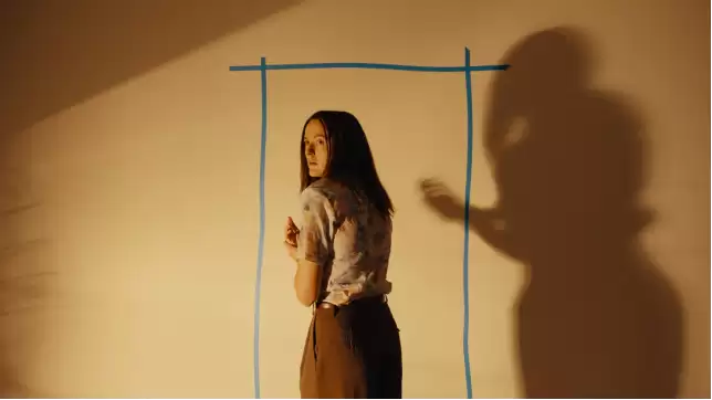 《Backrooms》上映之际和摄影指导探讨 如何用CineAltaV 2 构建超维度现实感 《Backrooms》上映之际和摄影指导探讨 如何用CineAltaV 2 构建超维度现实感