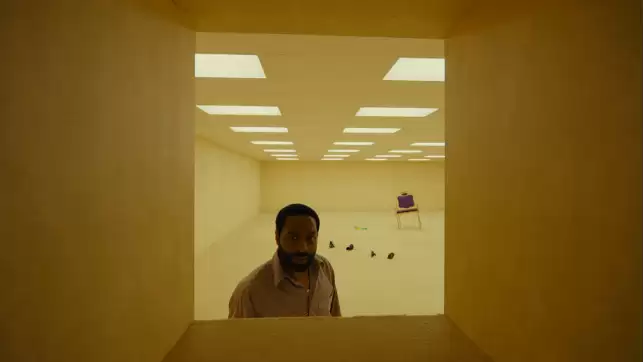 《Backrooms》上映之际和摄影指导探讨 如何用CineAltaV 2 构建超维度现实感 《Backrooms》上映之际和摄影指导探讨 如何用CineAltaV 2 构建超维度现实感