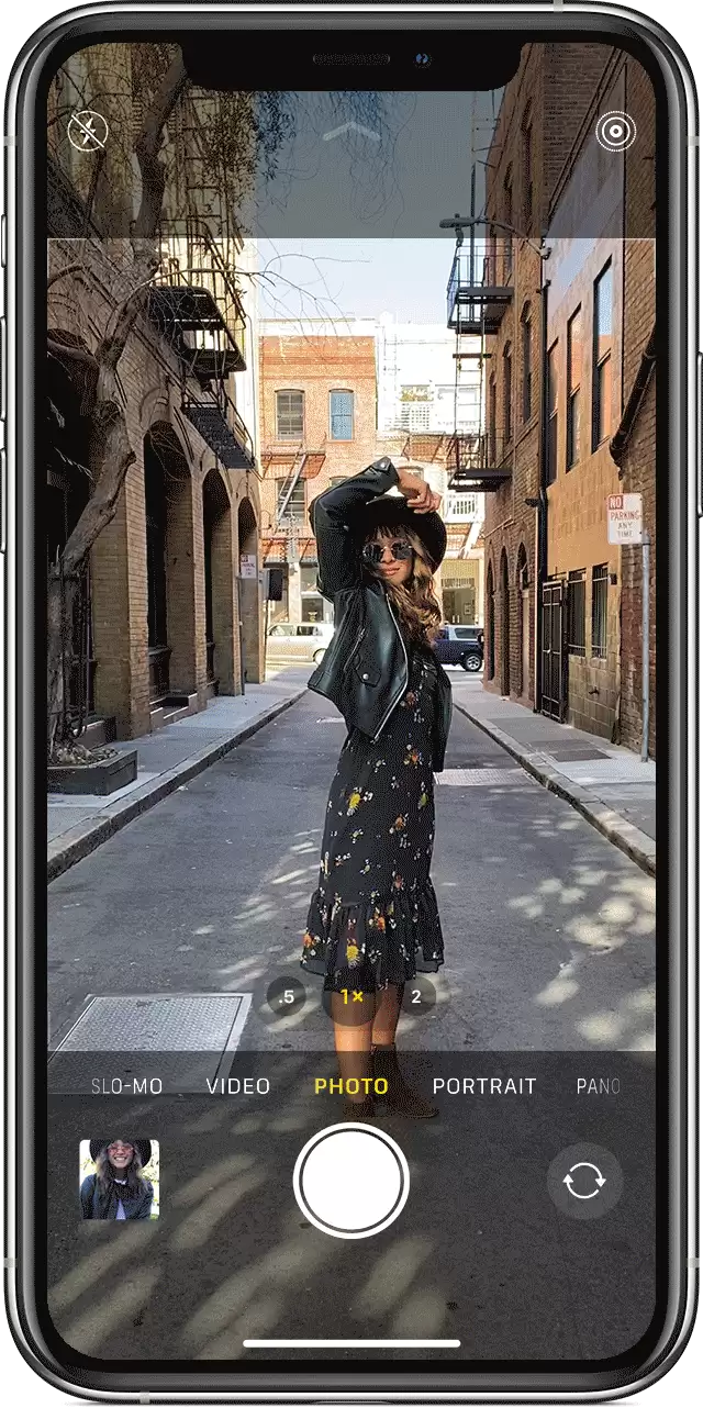 iPhone 11 全新相机功能：如何快速录制以及连拍照片？