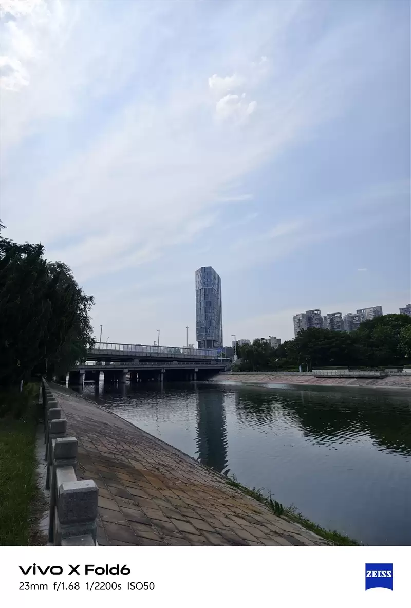 超强小V单同款影像系统 vivo X Fold6手机全面评测:一款用出了电脑味儿的大折屏