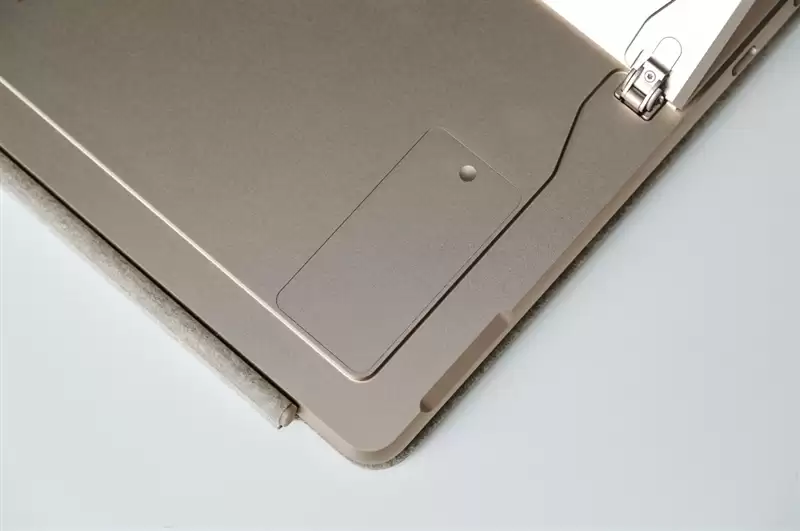新一代 Surface Pro,13英寸评测:性能能效进步巨大 核显媲美最新X86