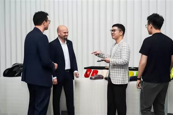 加盟智界的前法拉利设计师身份揭晓!Werner Gruber 曾操刀设计拉法、FXX-K